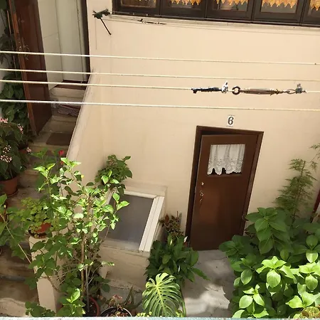 Casa Do Combro Апартаменты *